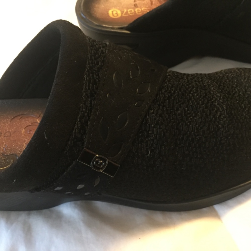 Bzees clogs - Picture 3 of 5